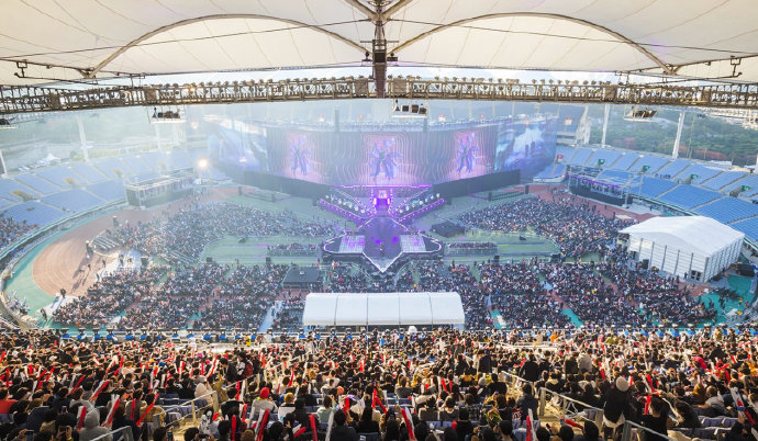 本文围绕 本文围绕